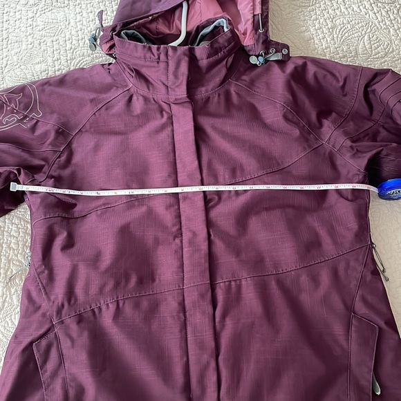 Purple ski jacket - Picture 13 of 14